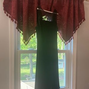 Timeless black Jones of NY dress 3/4 length for a 5’3” woman. Worn 2 times!